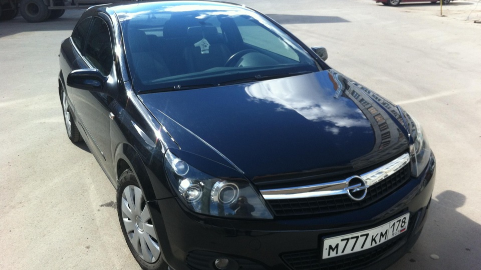Opel Astra GTC "Yakuza"