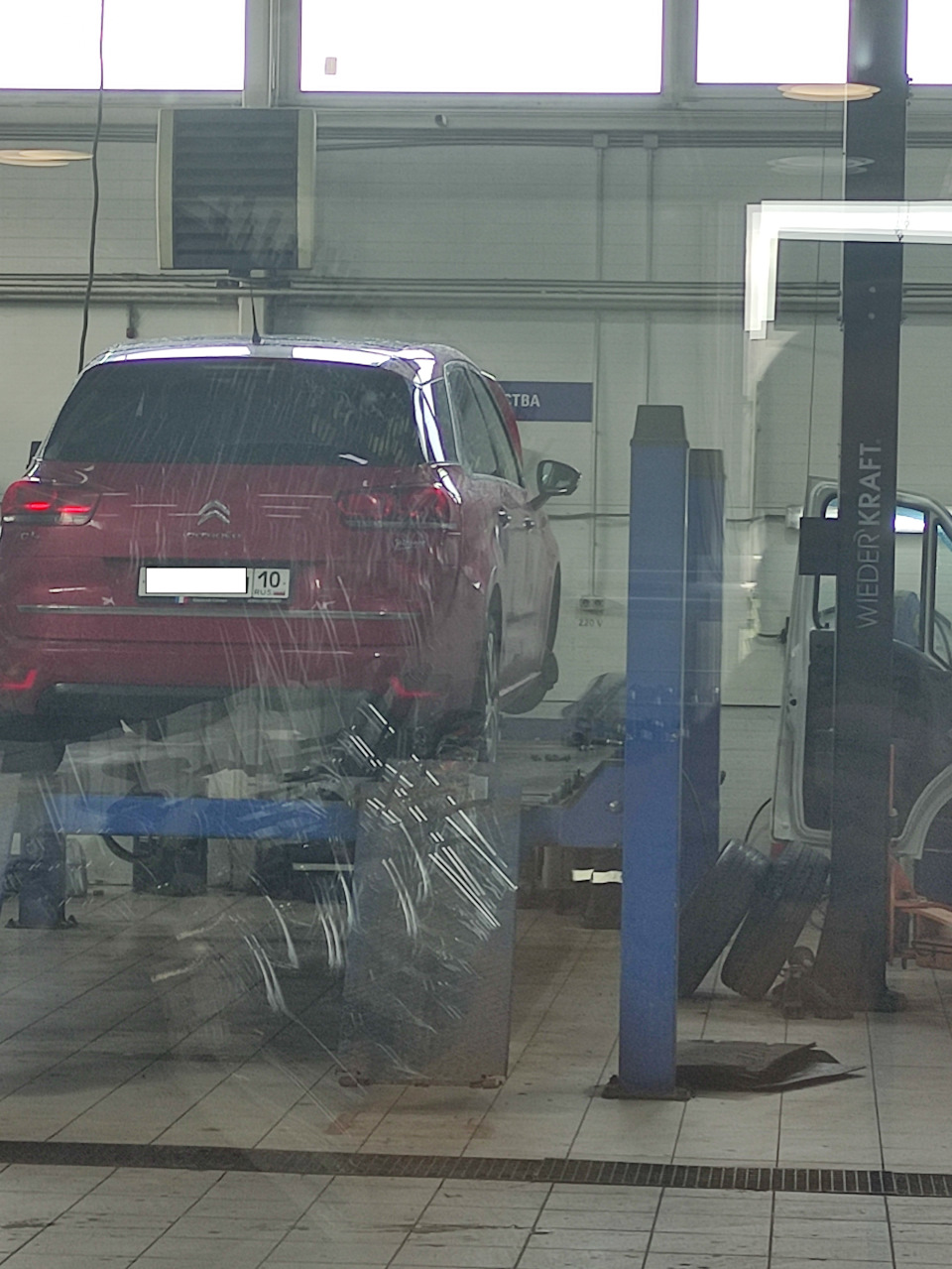 Фото в бортжурнале Citroen C4 Picasso (2G)