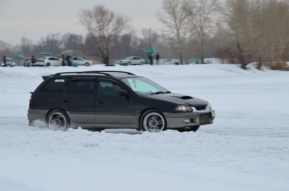 Фото в бортжурнале Toyota Caldina (210)