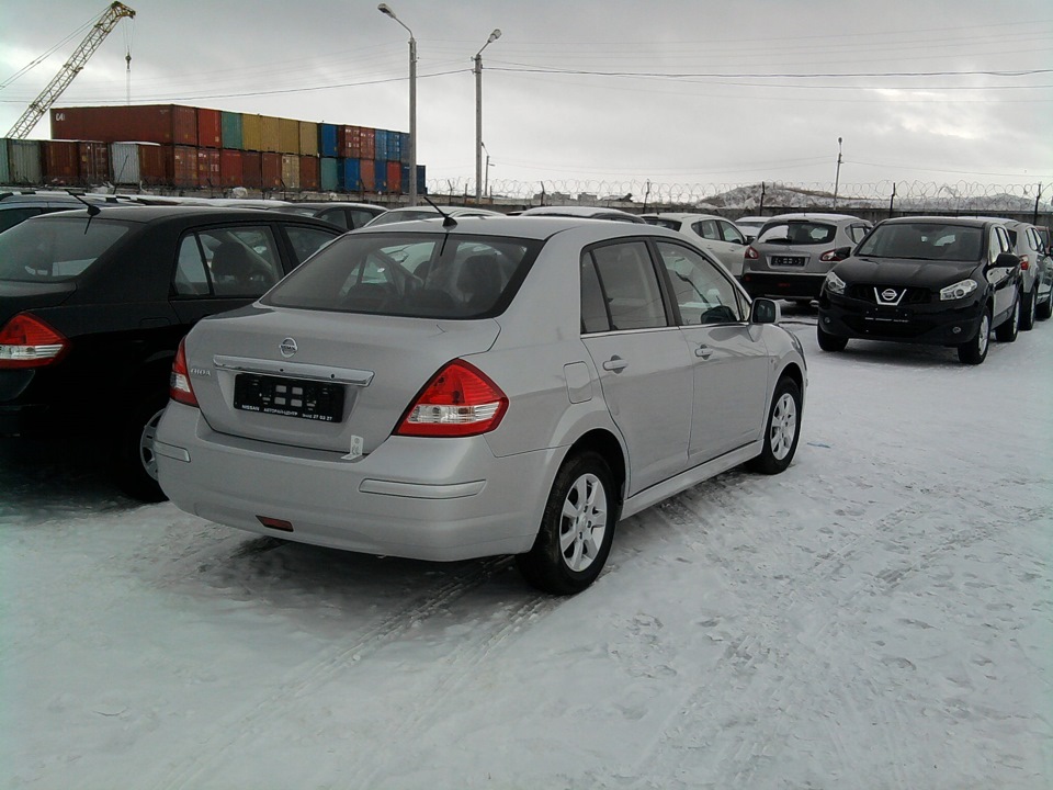 Фото в бортжурнале Nissan Tiida (1G)