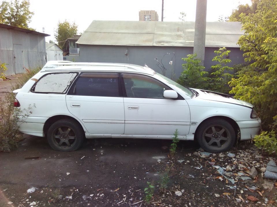 Фото в бортжурнале Toyota Carina E