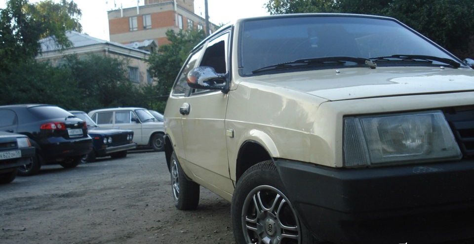 вот она — Lada 21011