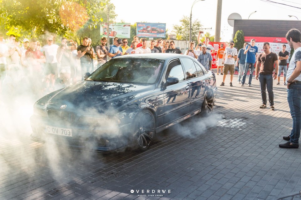 Фото в бортжурнале BMW 5 series (E39)