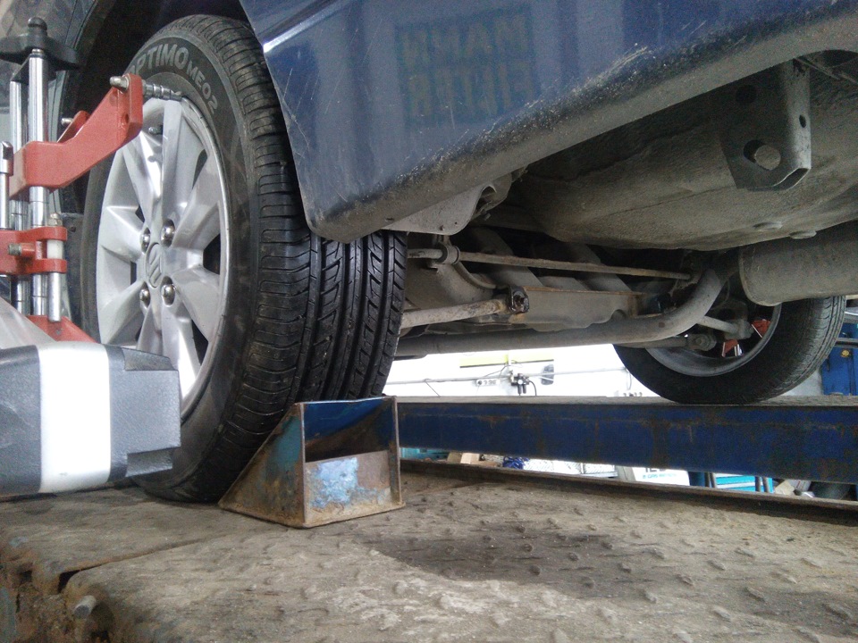 Фото в бортжурнале Suzuki Liana