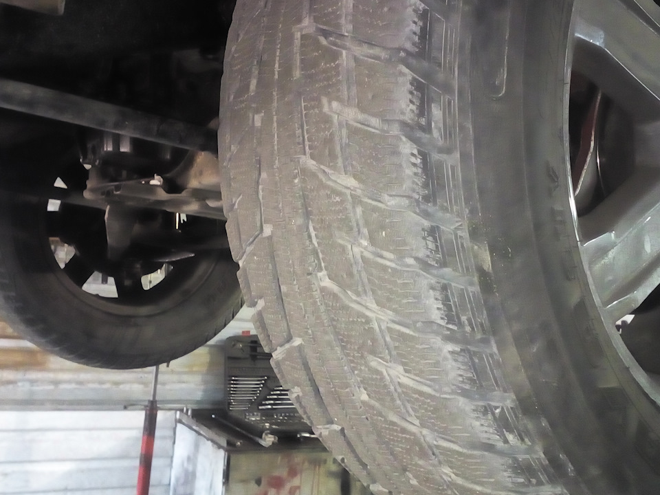 . — Cadillac Escalade (2G)