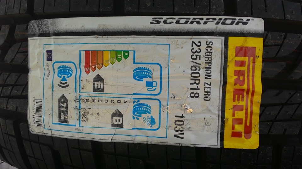 Фото в бортжурнале Mazda CX-7. Запчасти на фото: Pirelli Scorpion Zero 235/60R18