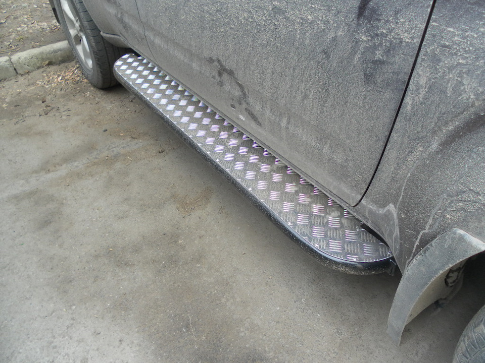правый борт — Nissan Pathfinder (3G)