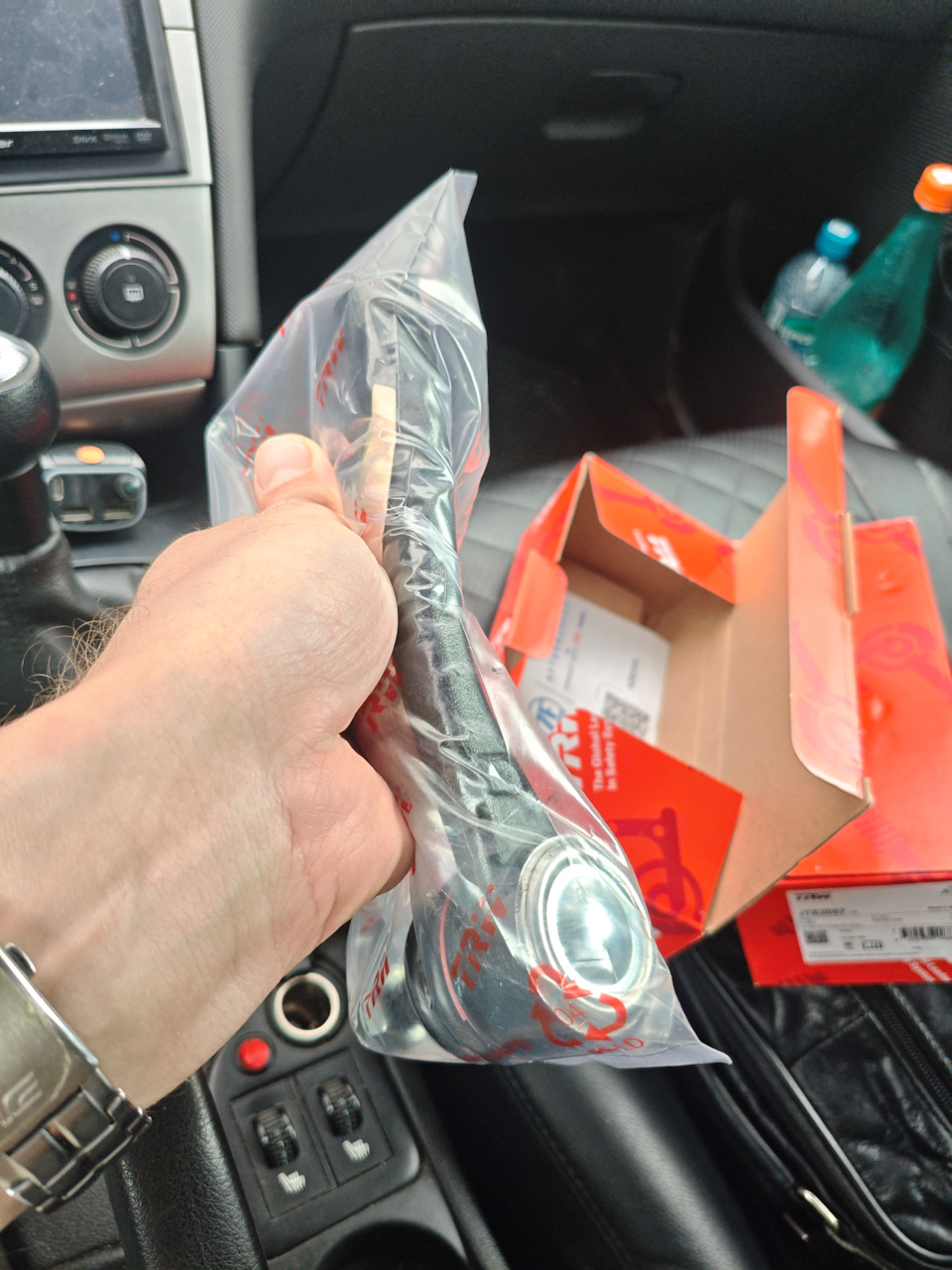Photo from the logbook Peugeot 408 (1G)