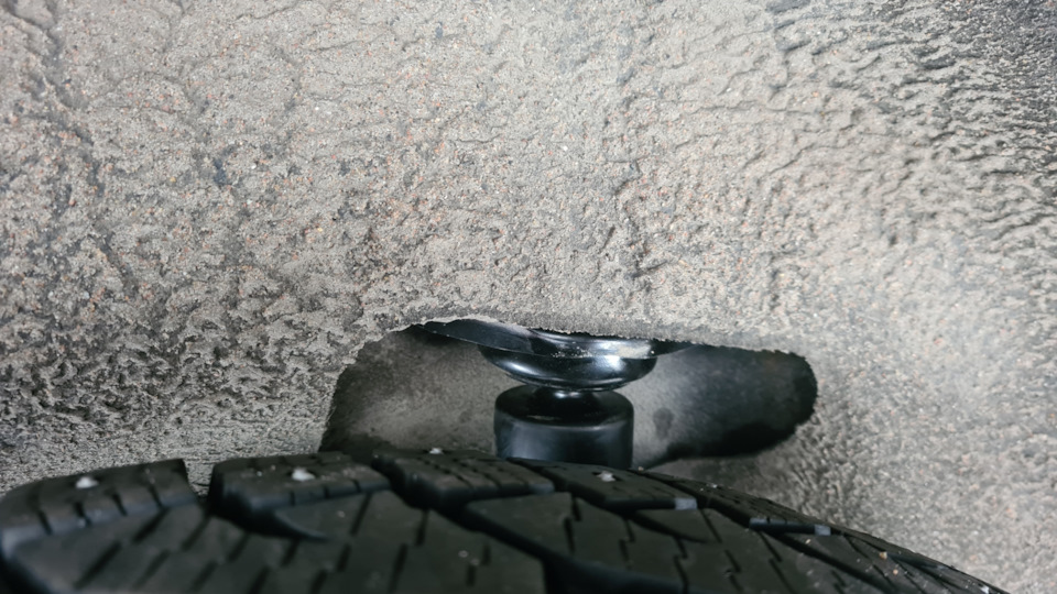 Фото в бортжурнале Volvo XC60 (1G)