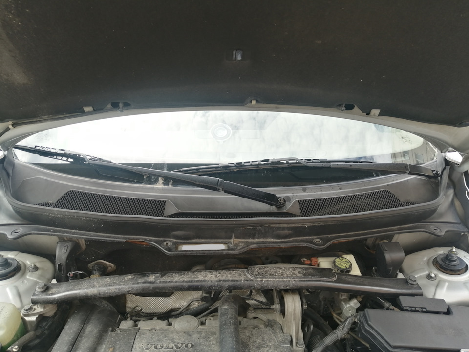 Фото в бортжурнале Volvo XC90 (1G)