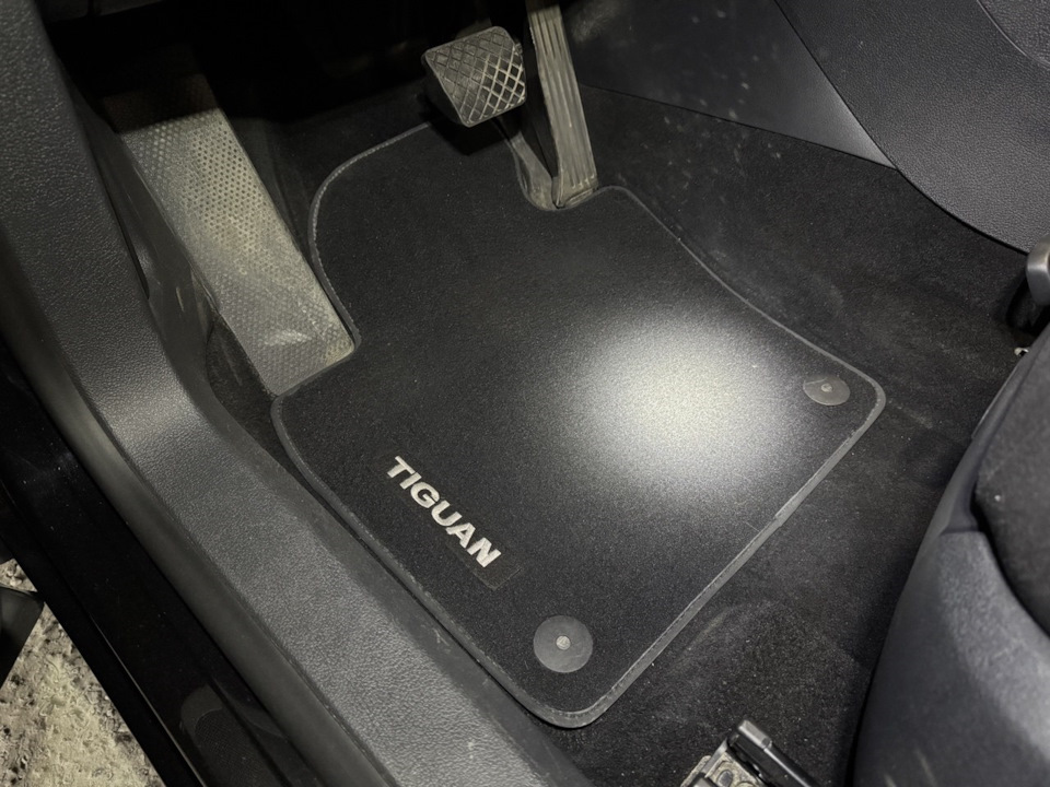 Фото в бортжурнале Volkswagen Tiguan (1G)