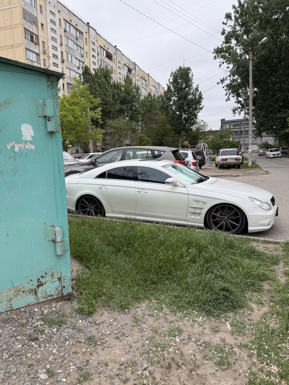 Фото в бортжурнале Mercedes-Benz CLS (W219)