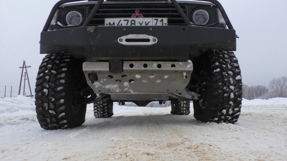 Фото в бортжурнале Mitsubishi Pajero (2G)