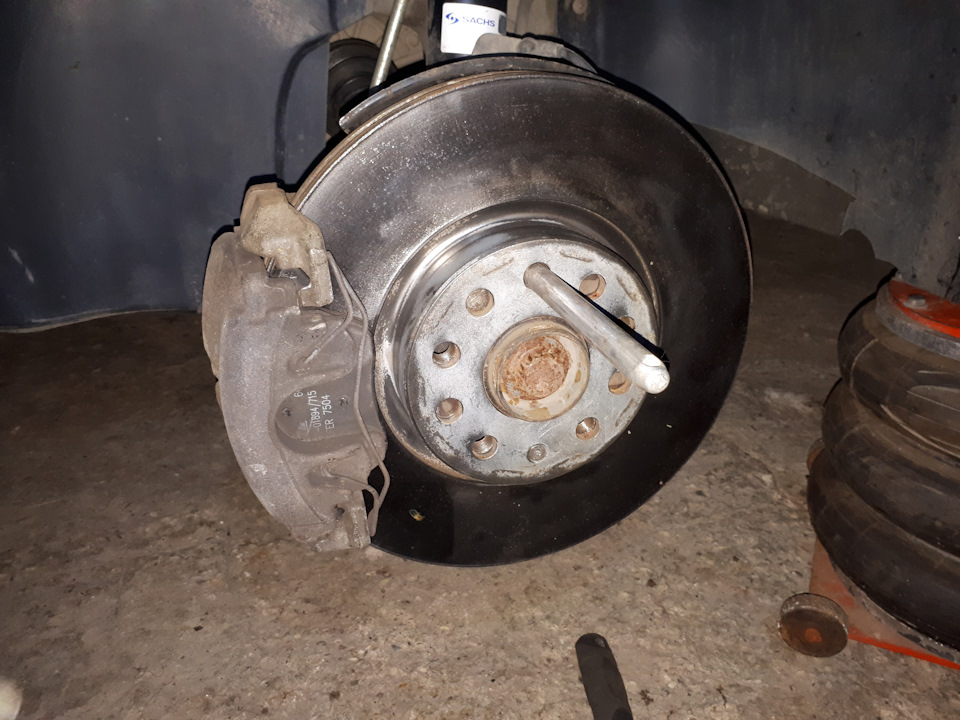 Фото в бортжурнале Volkswagen Caddy (3G)