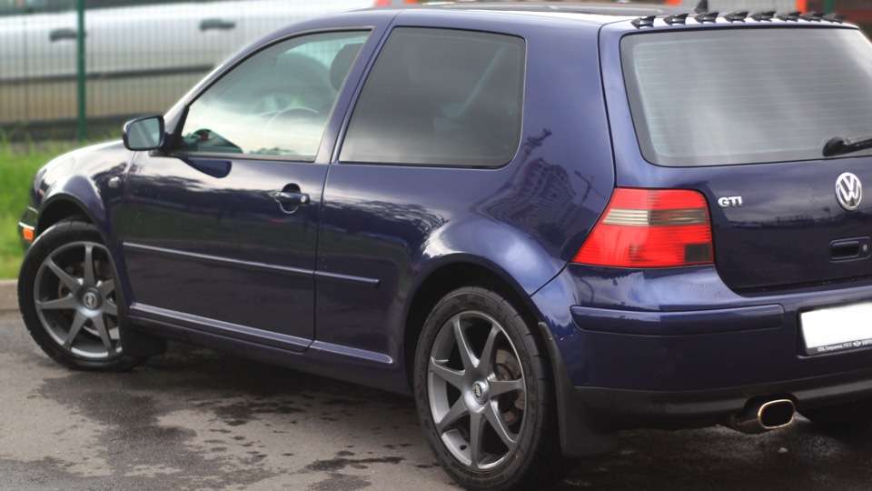 Volkswagen Golf GTI 1.8T 180HP