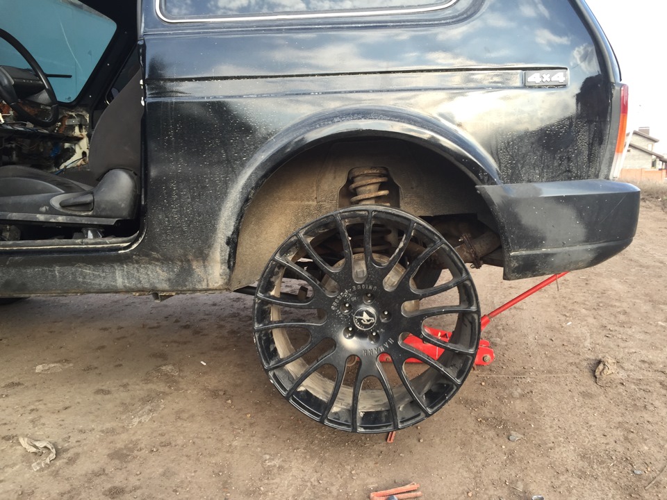 Фото в бортжурнале Lada 4x4 3D