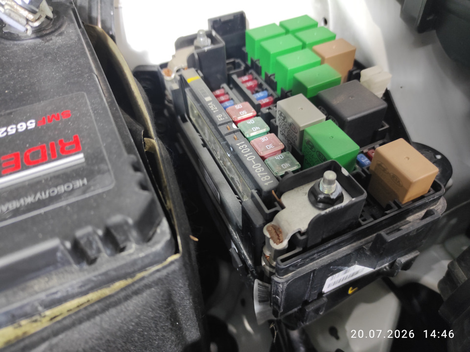Photo from the logbook Hyundai Solaris (1G). Found on photo: 1879001031, SM5652