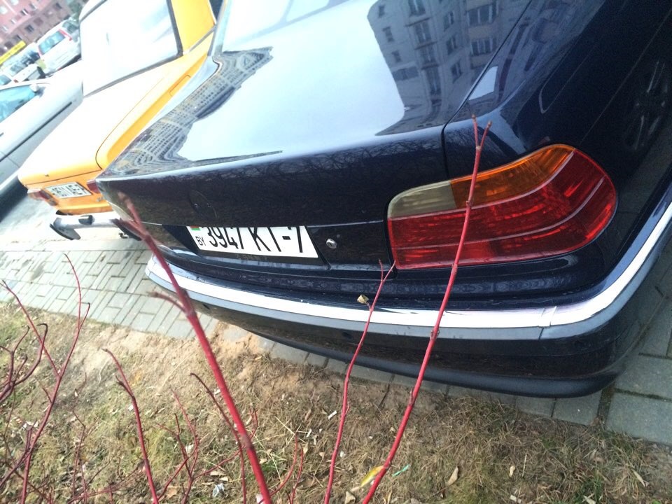 Фото в бортжурнале BMW 7 series (E38)