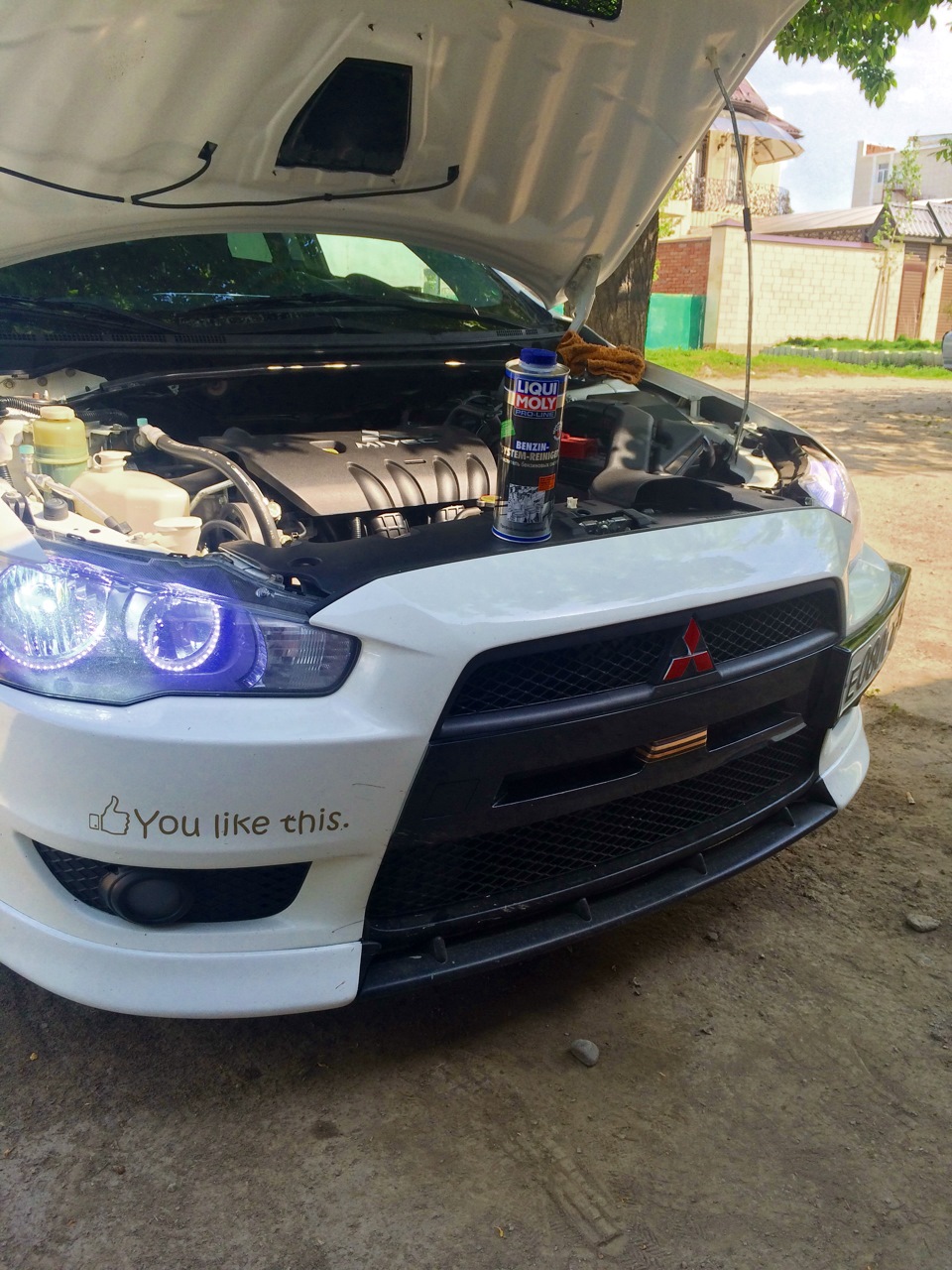 чистенький мотор — Mitsubishi Lancer X