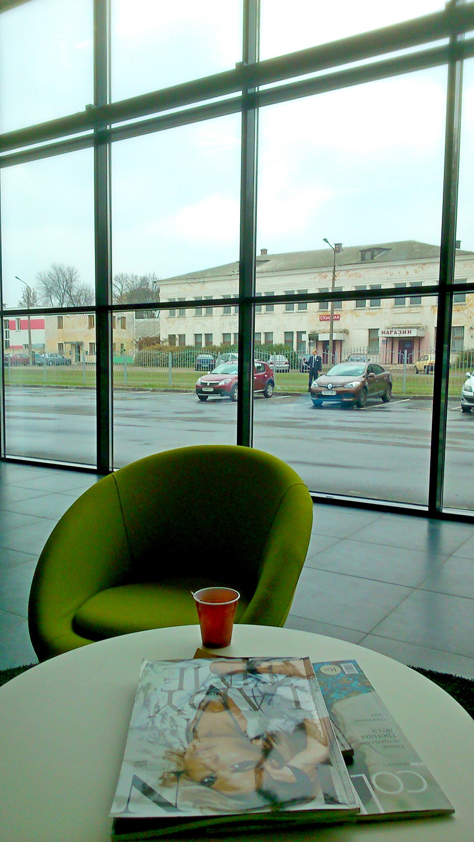 Смотрел в окно… — Renault Sandero 1G