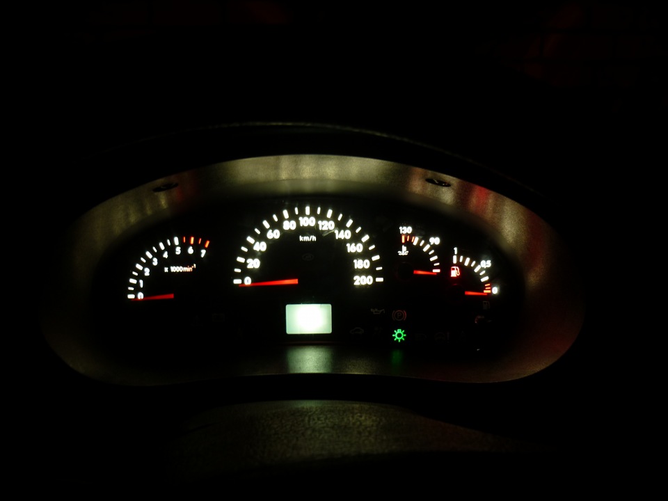 16 — Lada Калина Хэтчбек (1G)
