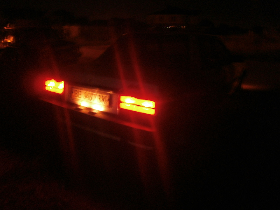 . — Nissan Skyline (R30)