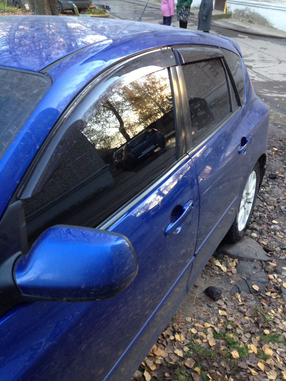 Фото в бортжурнале Mazda 3 (1G) BK