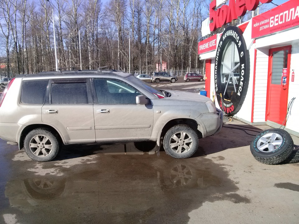 Это я на зимних колесах, для сравнения. — Nissan X-Trail I (t30)