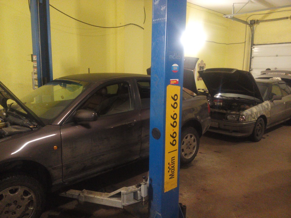 Фото в бортжурнале Audi 100 (C4)