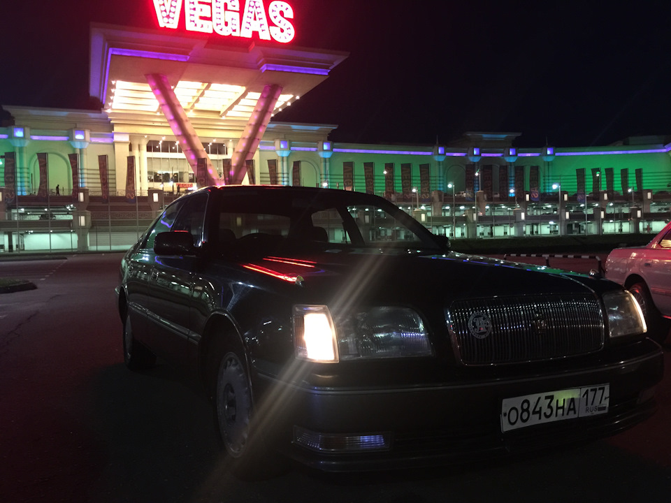 Фото в бортжурнале Toyota Crown Majesta (S150)