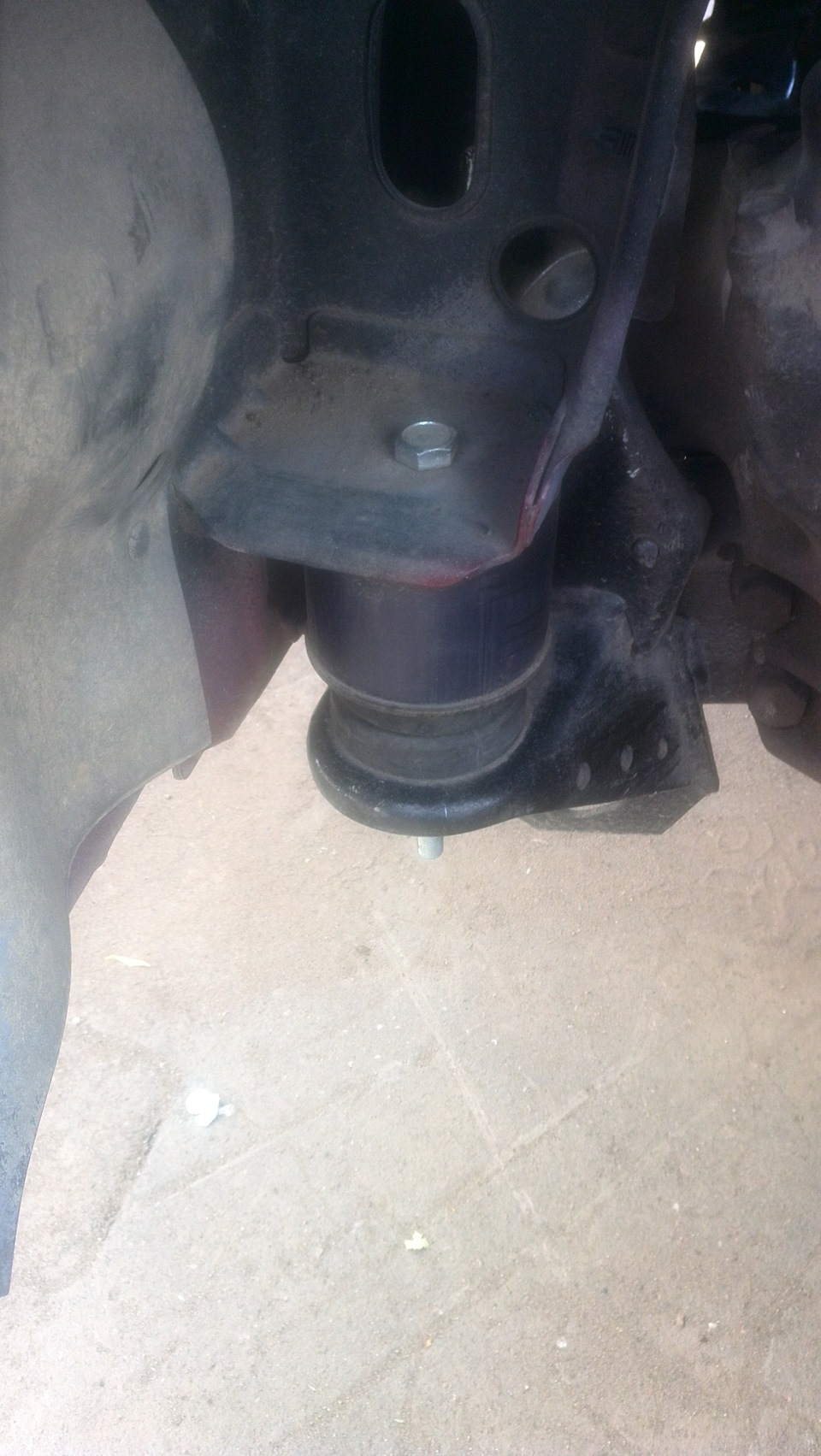Фото в бортжурнале Nissan Terrano I