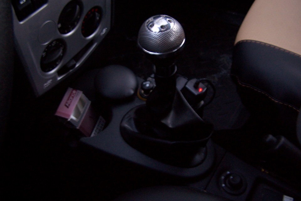 Фото в бортжурнале Renault Logan (1G)