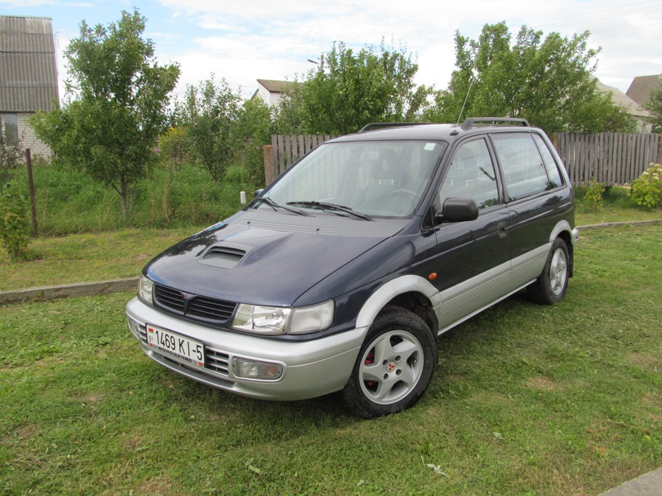 Фото в бортжурнале Mitsubishi Space Runner (1G). Запчасти на фото: 69K15