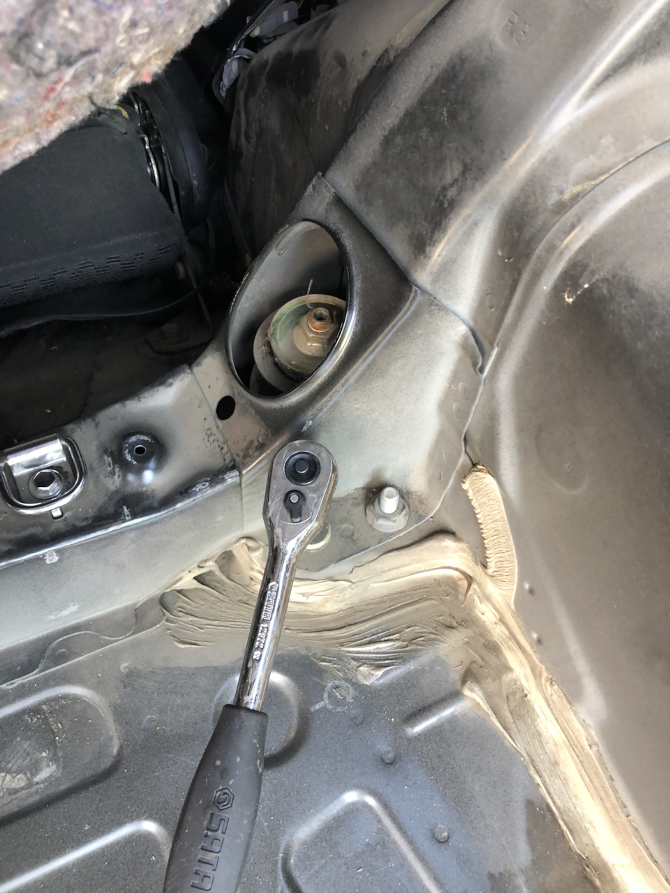Фото в бортжурнале Toyota Corolla Fielder (E120)