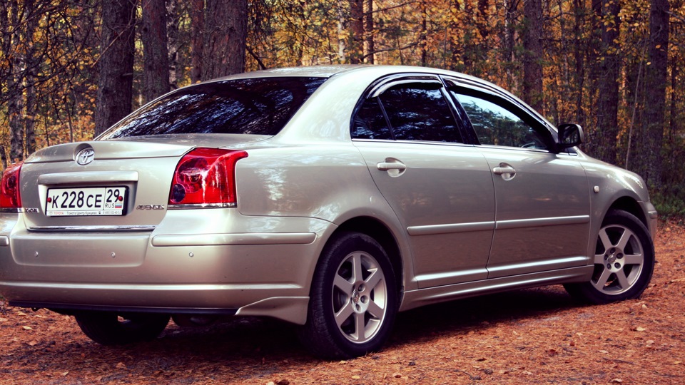 Toyota Avensis TTE Lux 2.0