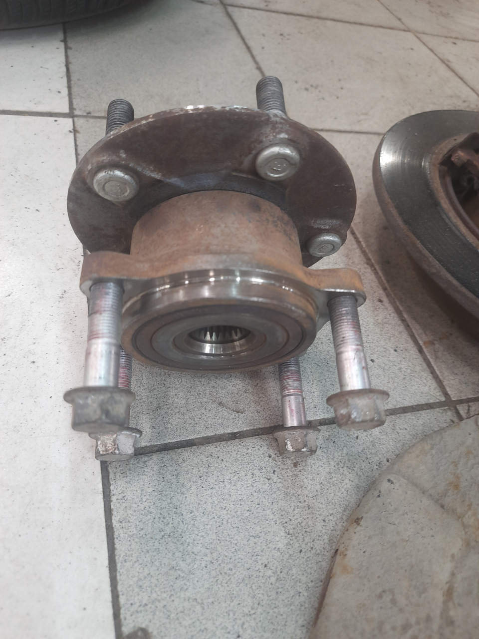 Фото в бортжурнале Mitsubishi Outlander XL