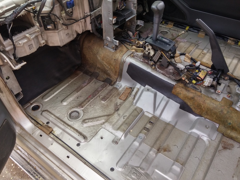 Фото в бортжурнале Mitsubishi Pajero (2G)