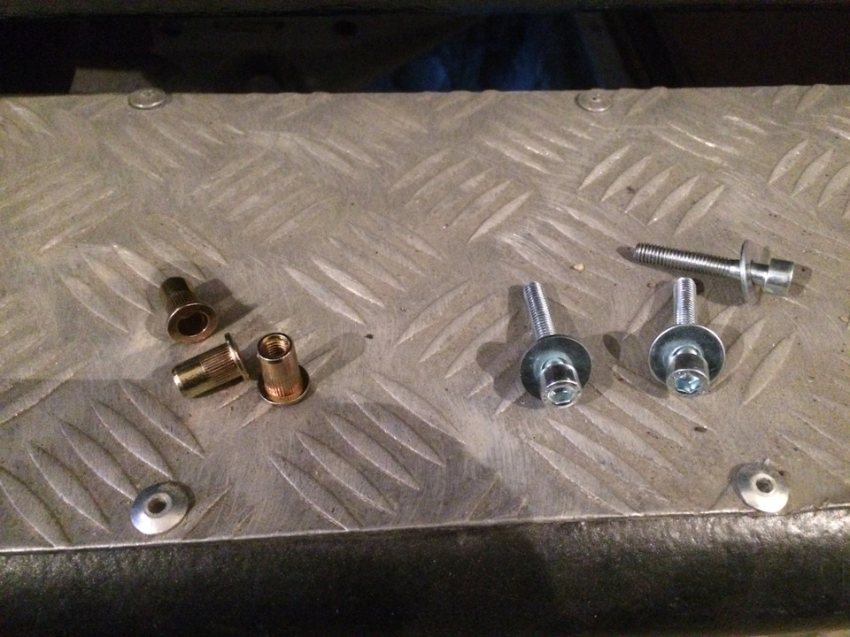 Фото в бортжурнале Toyota Land Cruiser 80