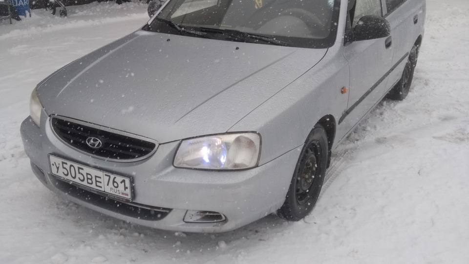 Hyundai Accent ROADKILLER505