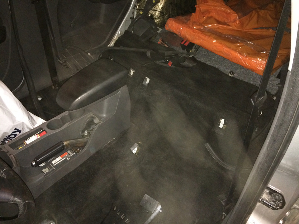Фото в бортжурнале Ford Focus Sedan II