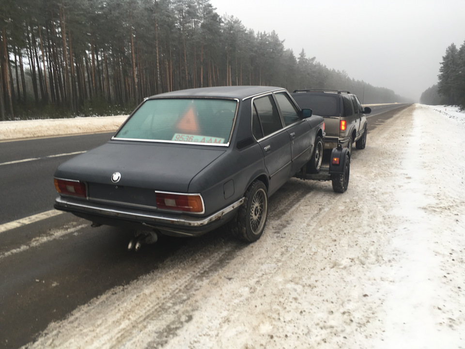 Фото в бортжурнале BMW 5 series (E12)