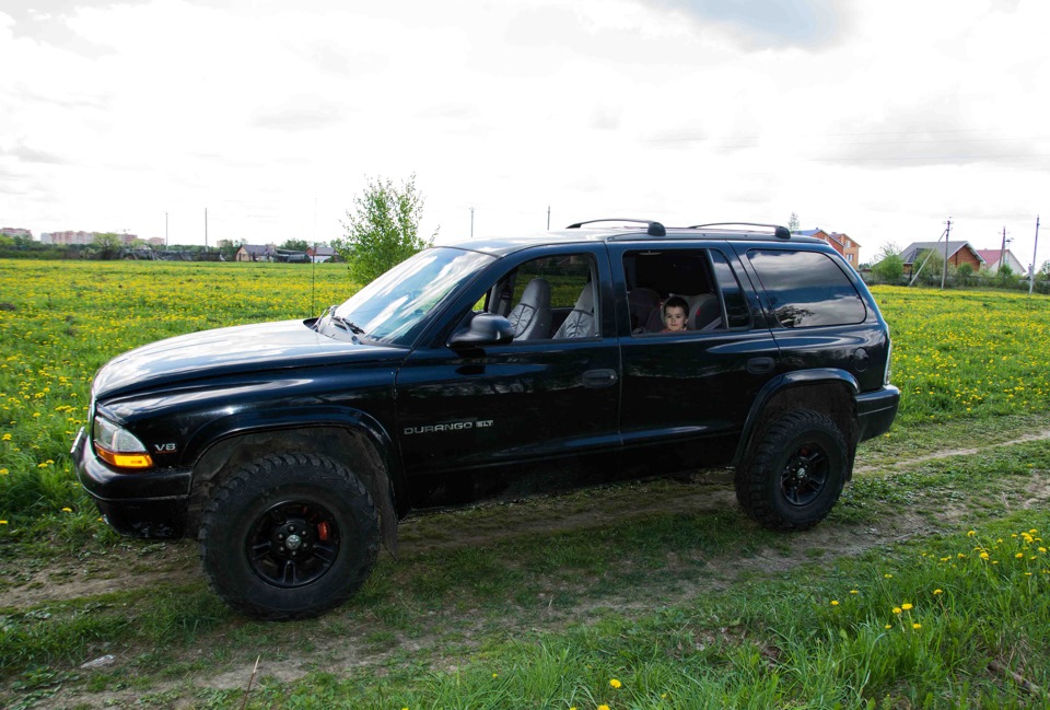 покататься, мы всегда за! — Dodge Durango I