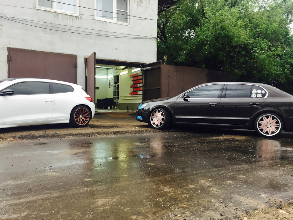 Перед в съёмке — Skoda Superb Mk2