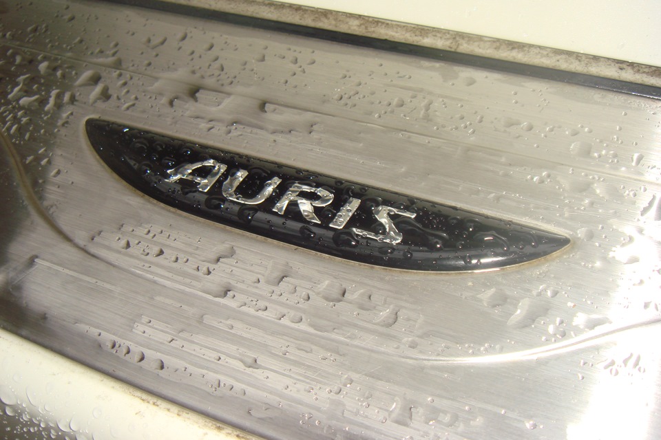 Фото в бортжурнале Toyota Auris (1G)
