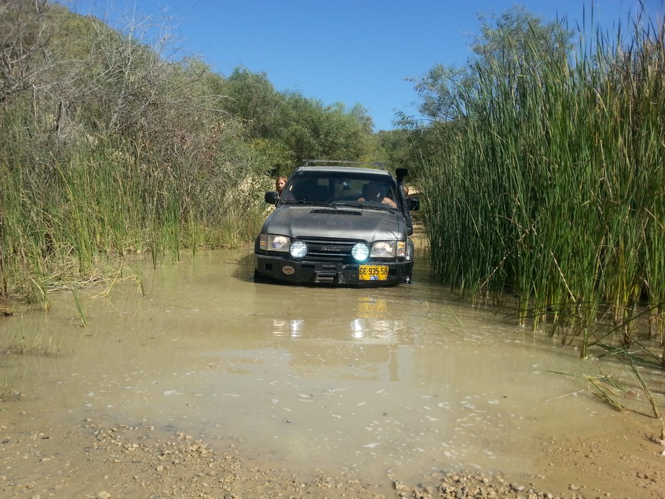 Фото в бортжурнале Mitsubishi Pajero Sport (1G). Запчасти на фото: 9355B
