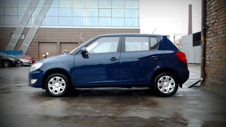 Skoda Fabia NAVY