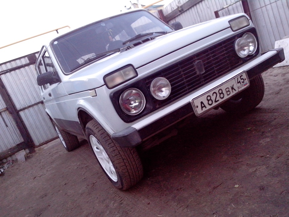 Простофото — Lada 4x4 5D