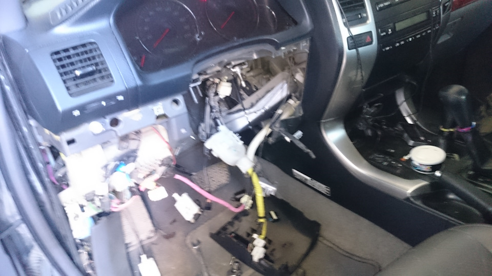 Фото в бортжурнале Toyota Land Cruiser Prado 120-series