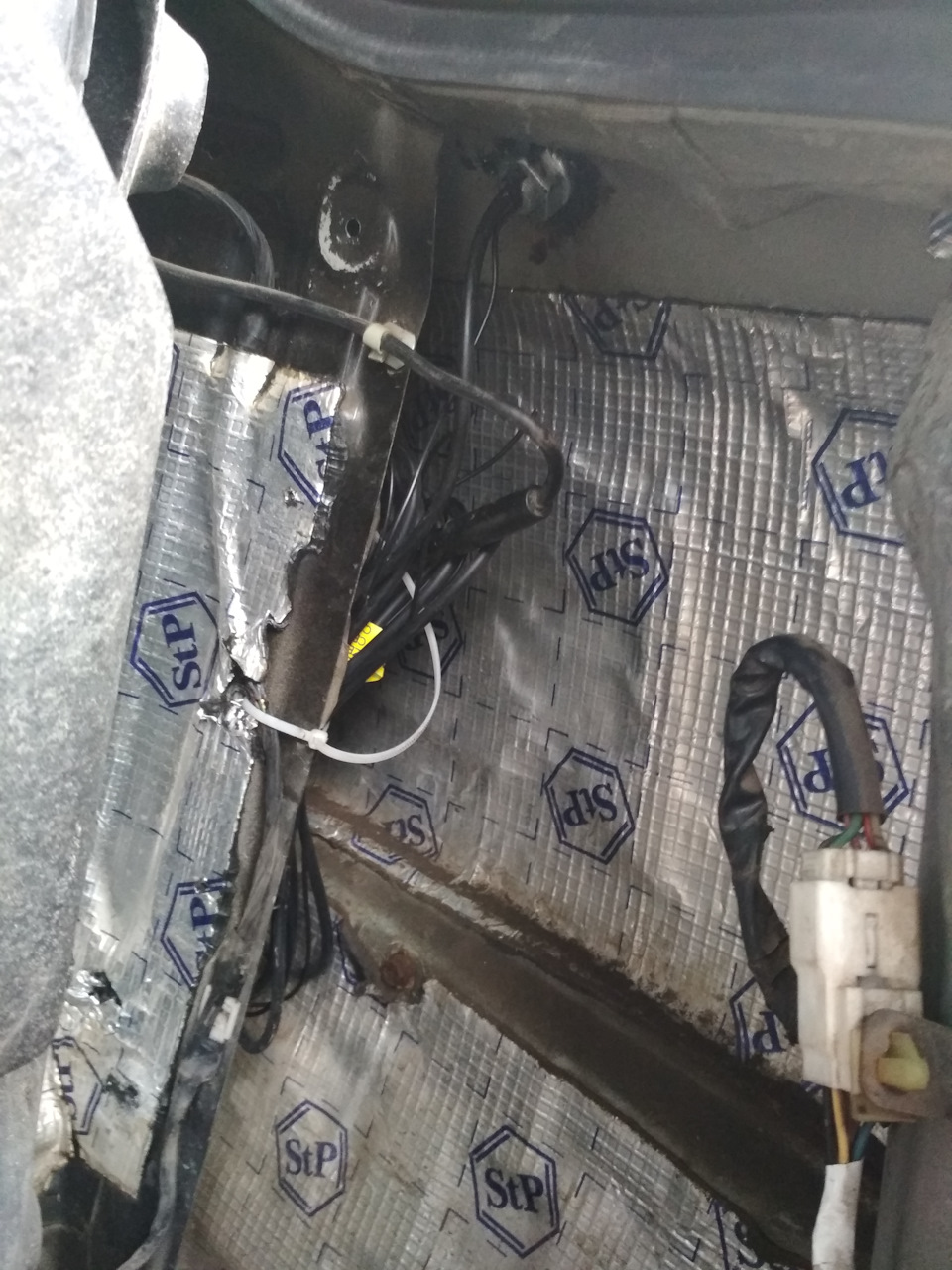 Фото в бортжурнале Hyundai Elantra (3G)