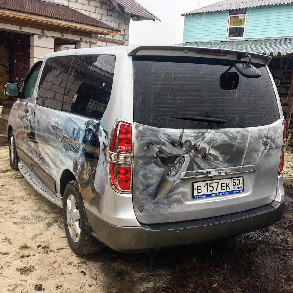 Фото в бортжурнале Hyundai H-1 (2G)